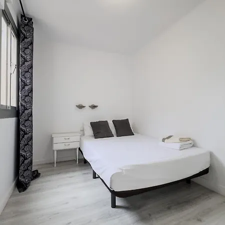 Bed&Bcn Mas Apartments L'Hospitalet de Llobregat Exterior photo